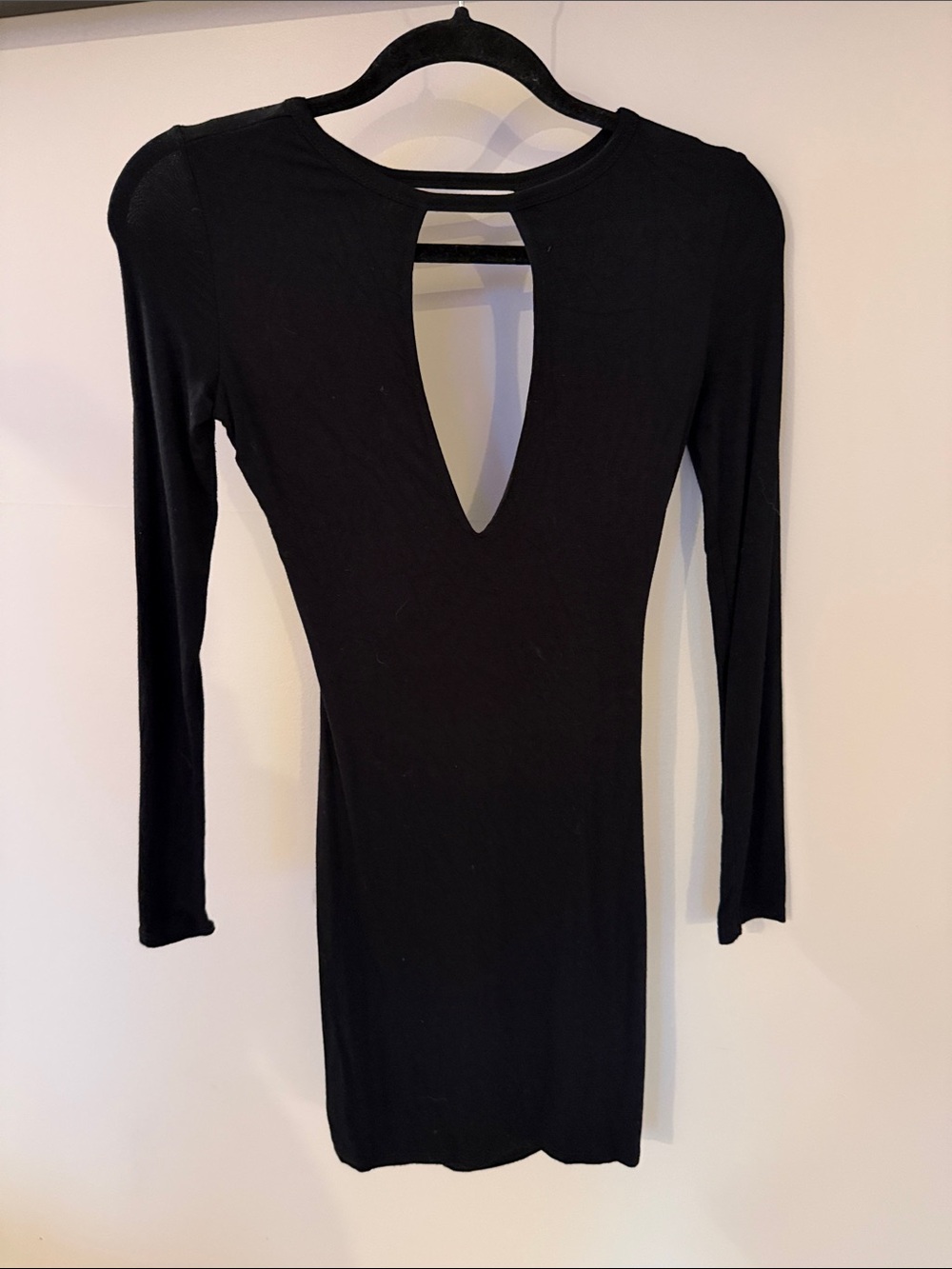 Lulu's Black Long-Sleeve Keyhole Bodycon Dress